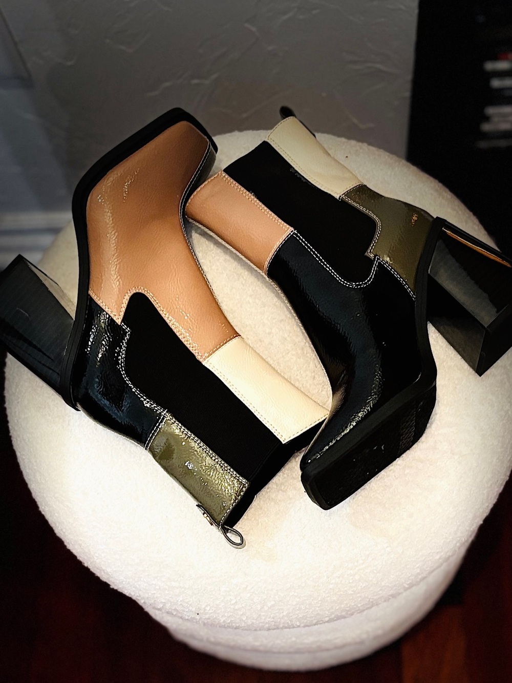 Circus by Sam Edelman Patent Leather Elastic Side Pull On Lauren Booties NWOT - Picture 8 of 10